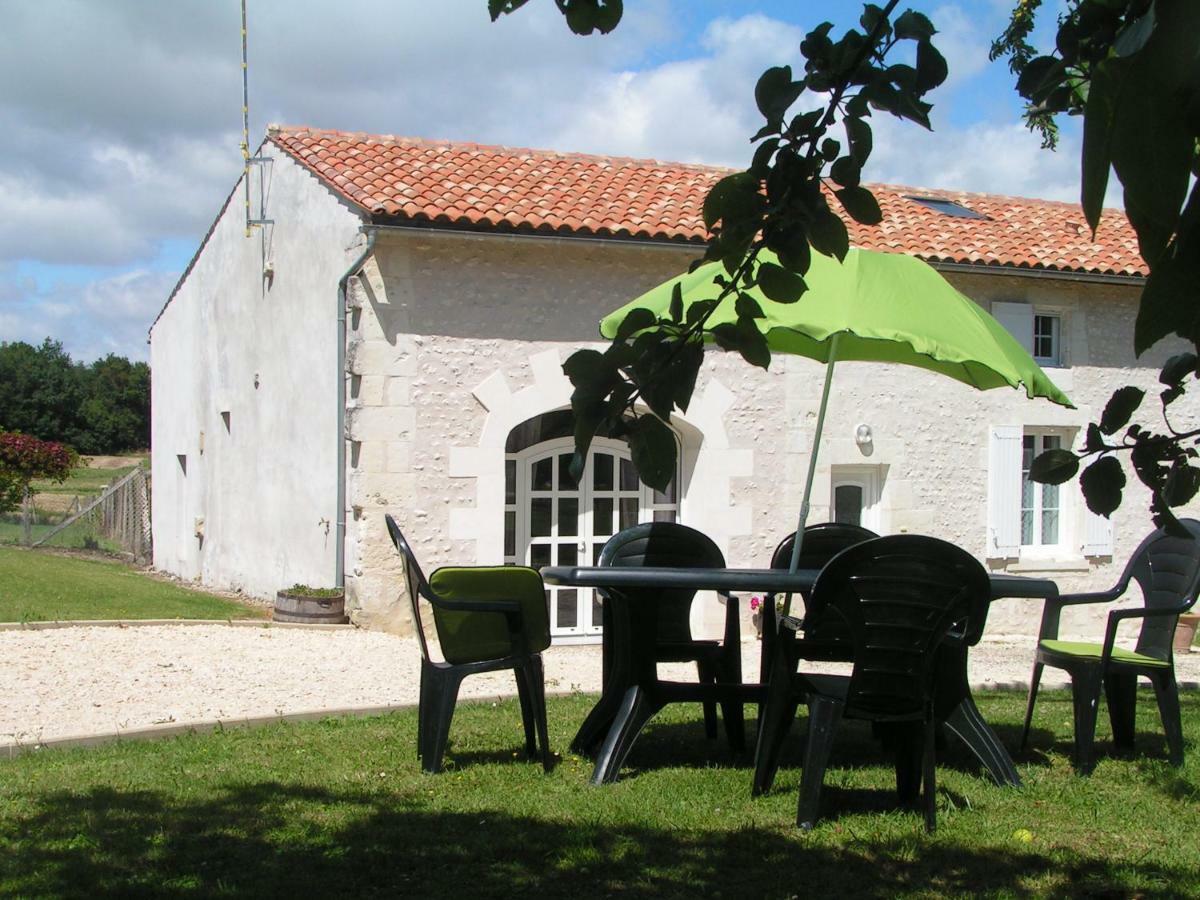 La Maison D'Amelie Saint-Fort-sur-Gironde Екстер'єр фото